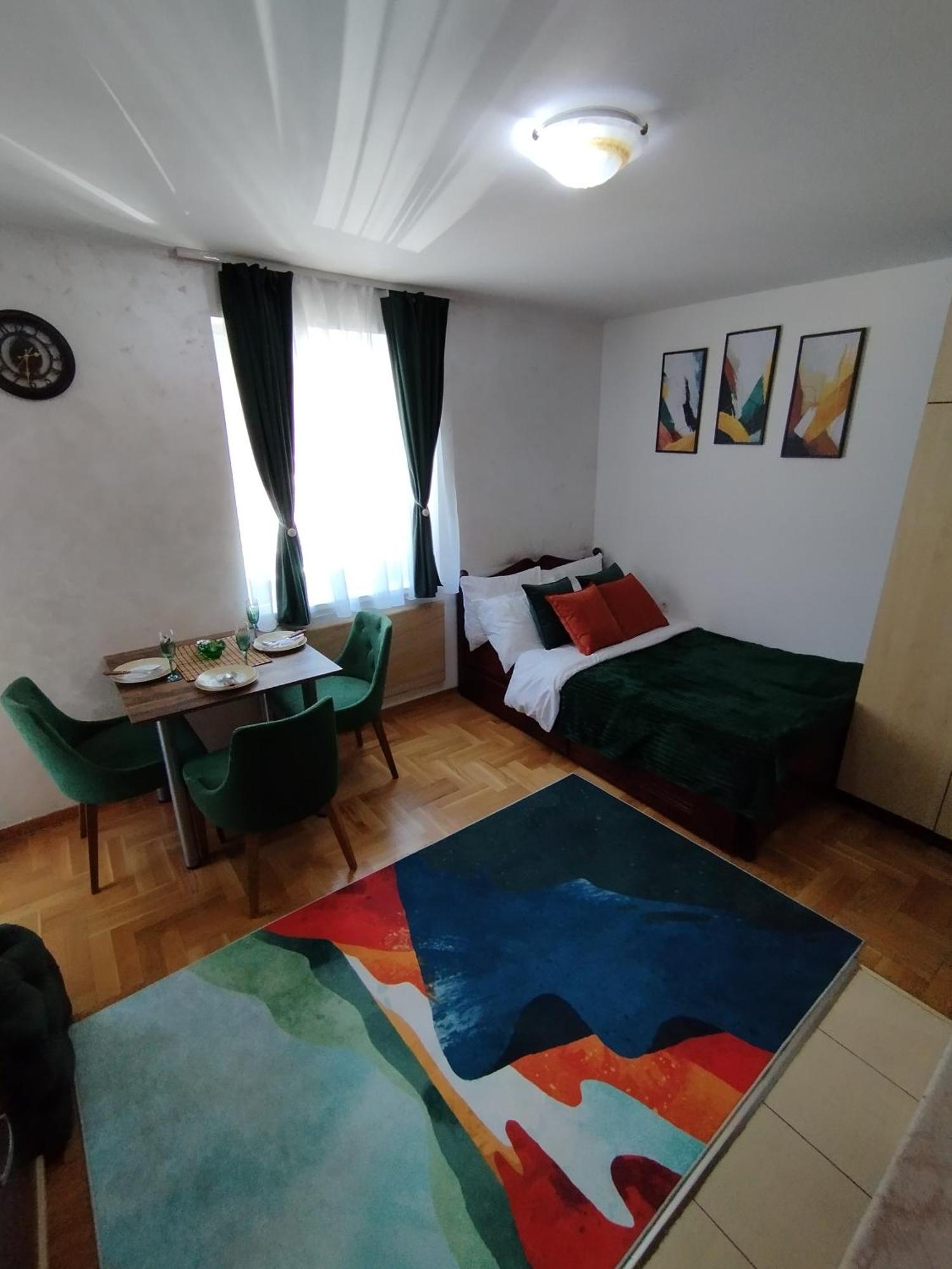 Apartman Ogi ซลาตีบอร์ ภายนอก รูปภาพ